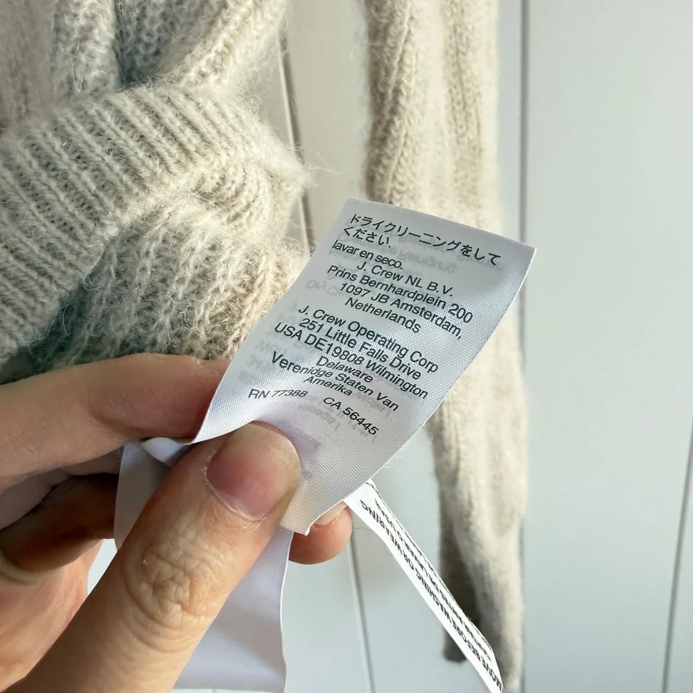 J. Crew Alpaca/Wool Blend Oatmeal Cropped Cardigan Size‎ XS